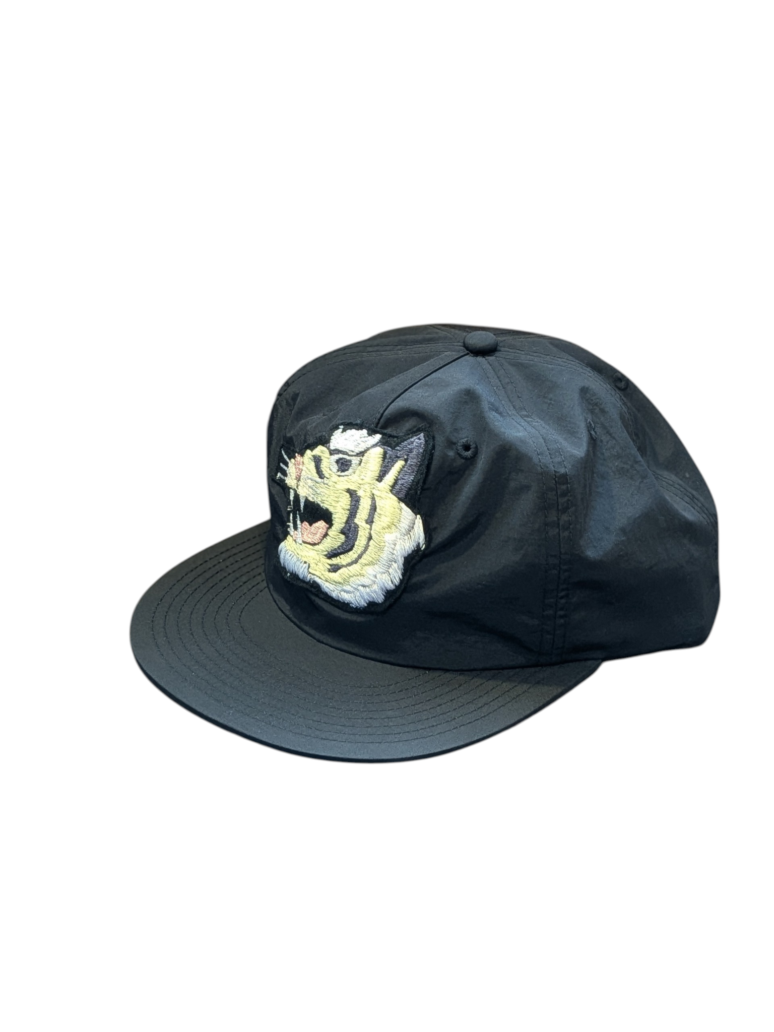 LaZONEオリジナルCap 横振り刺繍