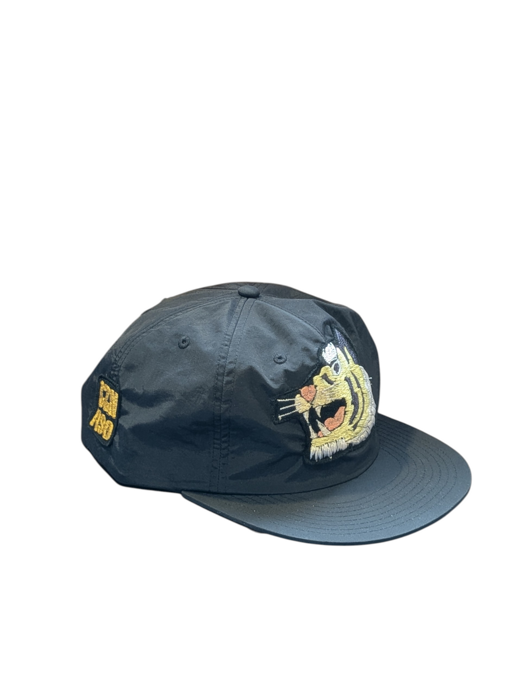 LaZONEオリジナルCap 横振り刺繍