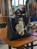 【横振り刺繍】SOUVENIR刺繍TOTEBAG"SKULL&SNAKE
