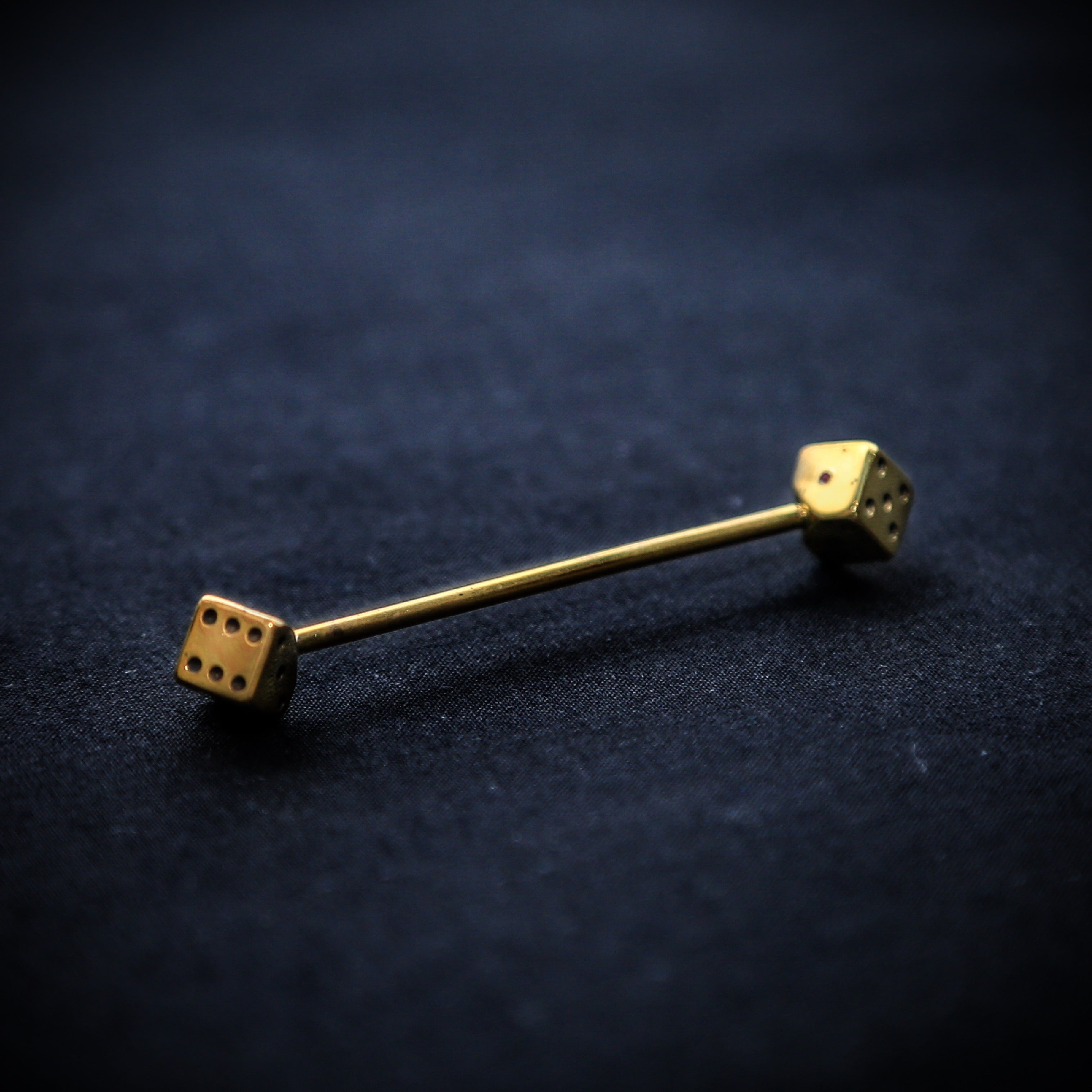 SHAMS of TOKIYO "collar pin DICE"